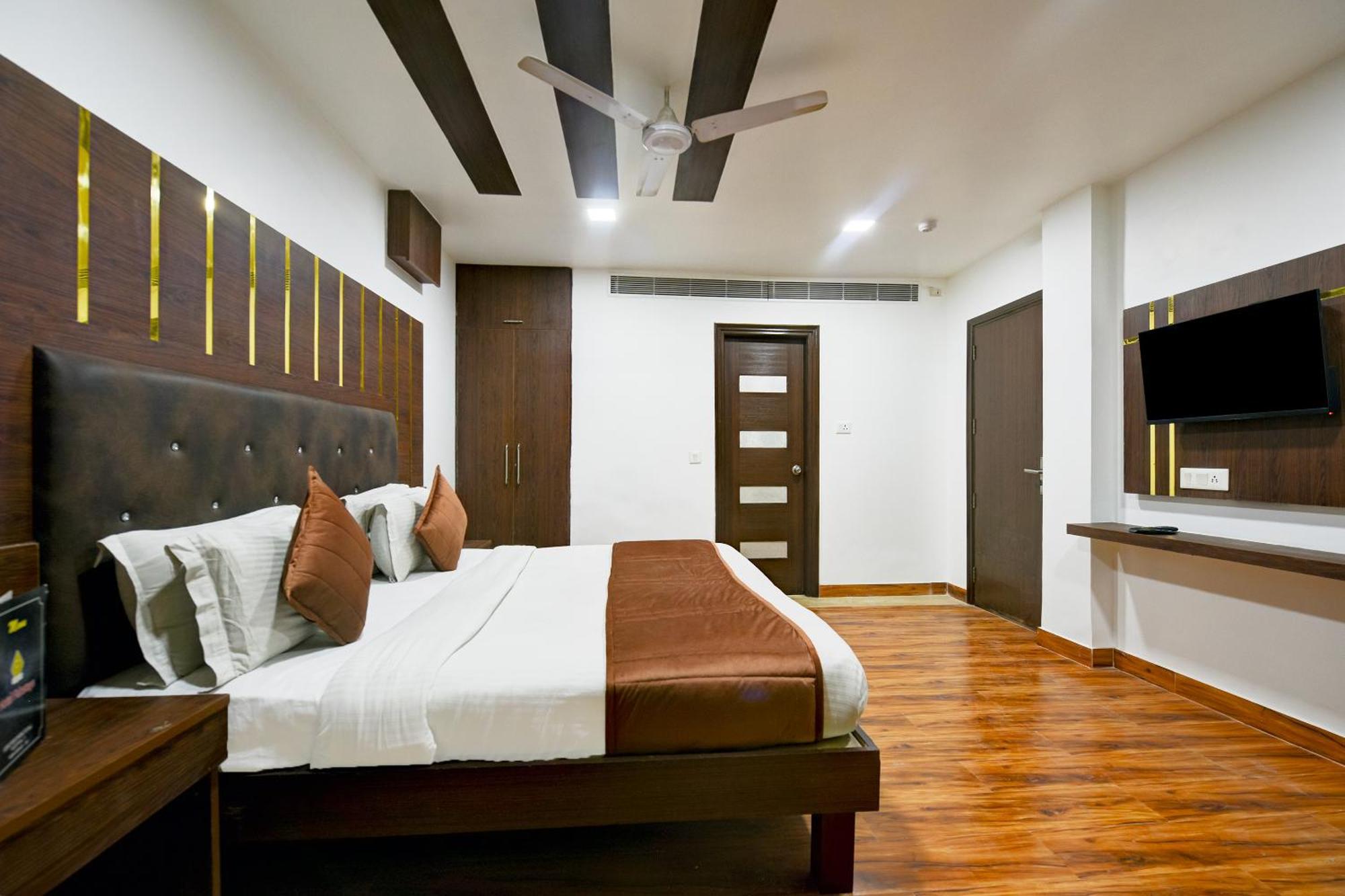 Staybook South Delhi Neu-Delhi Exterior foto
