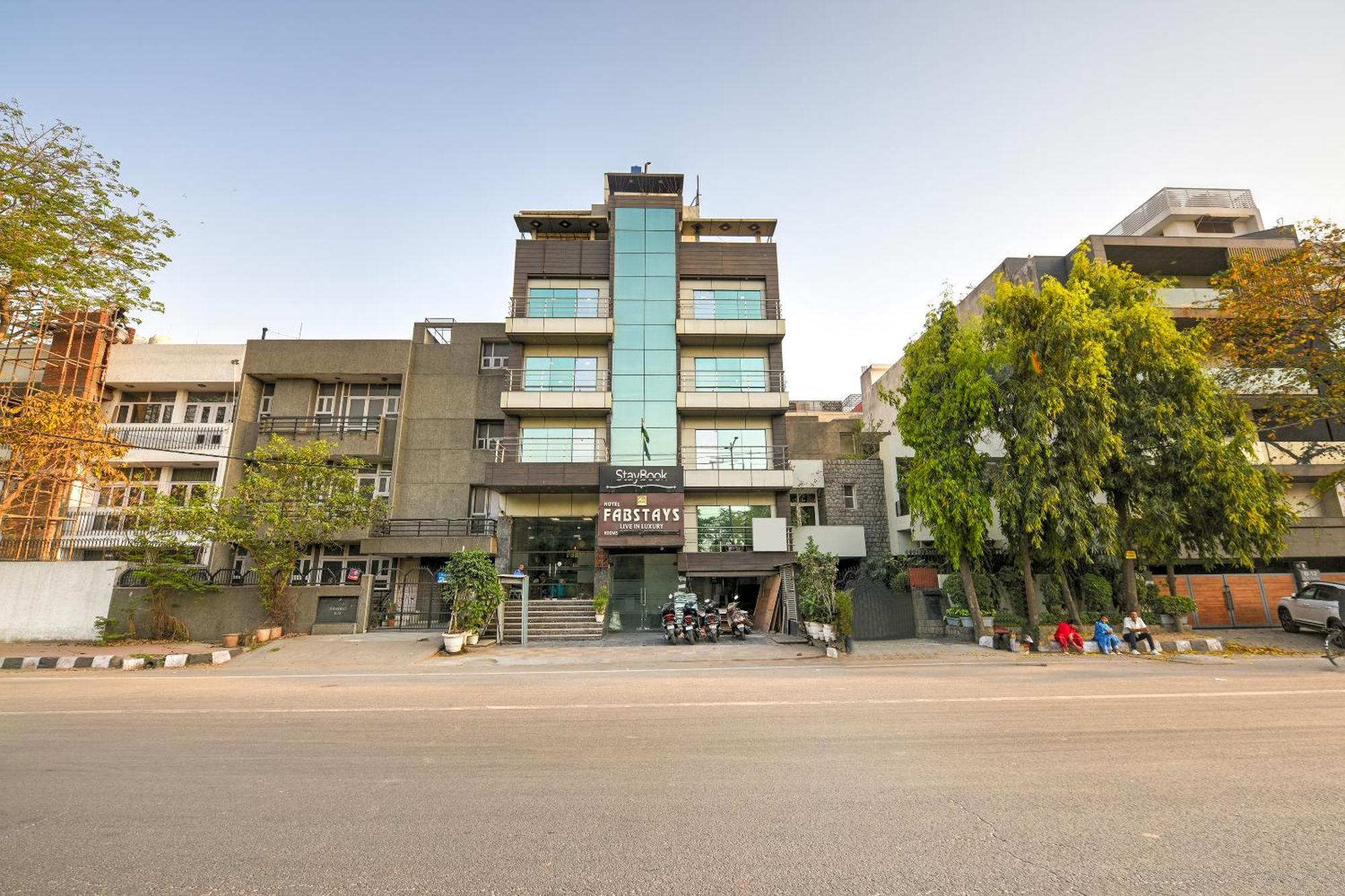 Staybook South Delhi Neu-Delhi Exterior foto
